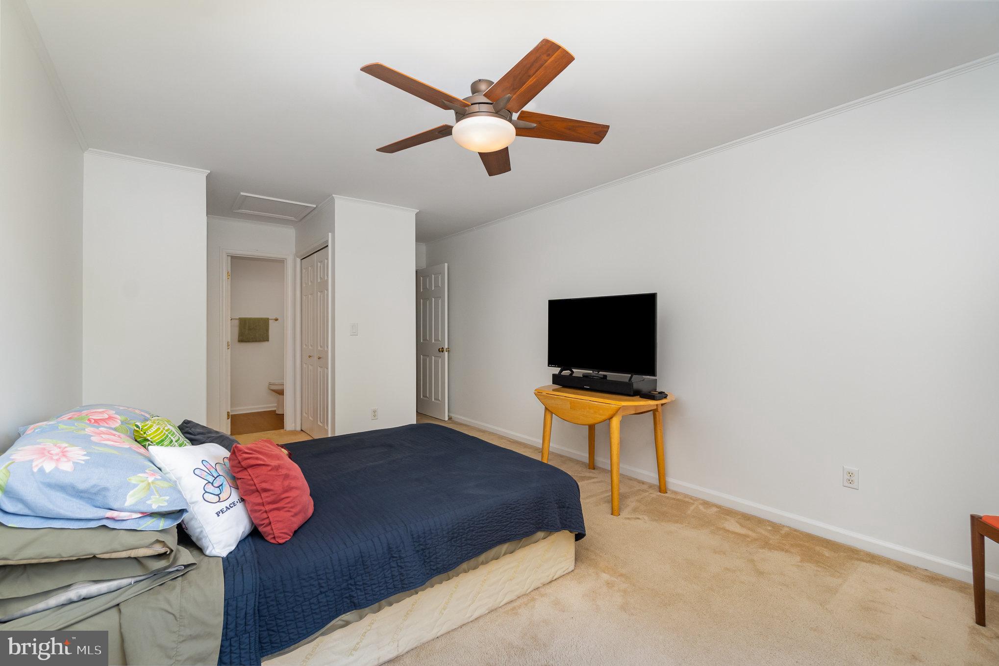 38 Tunbridge Ln