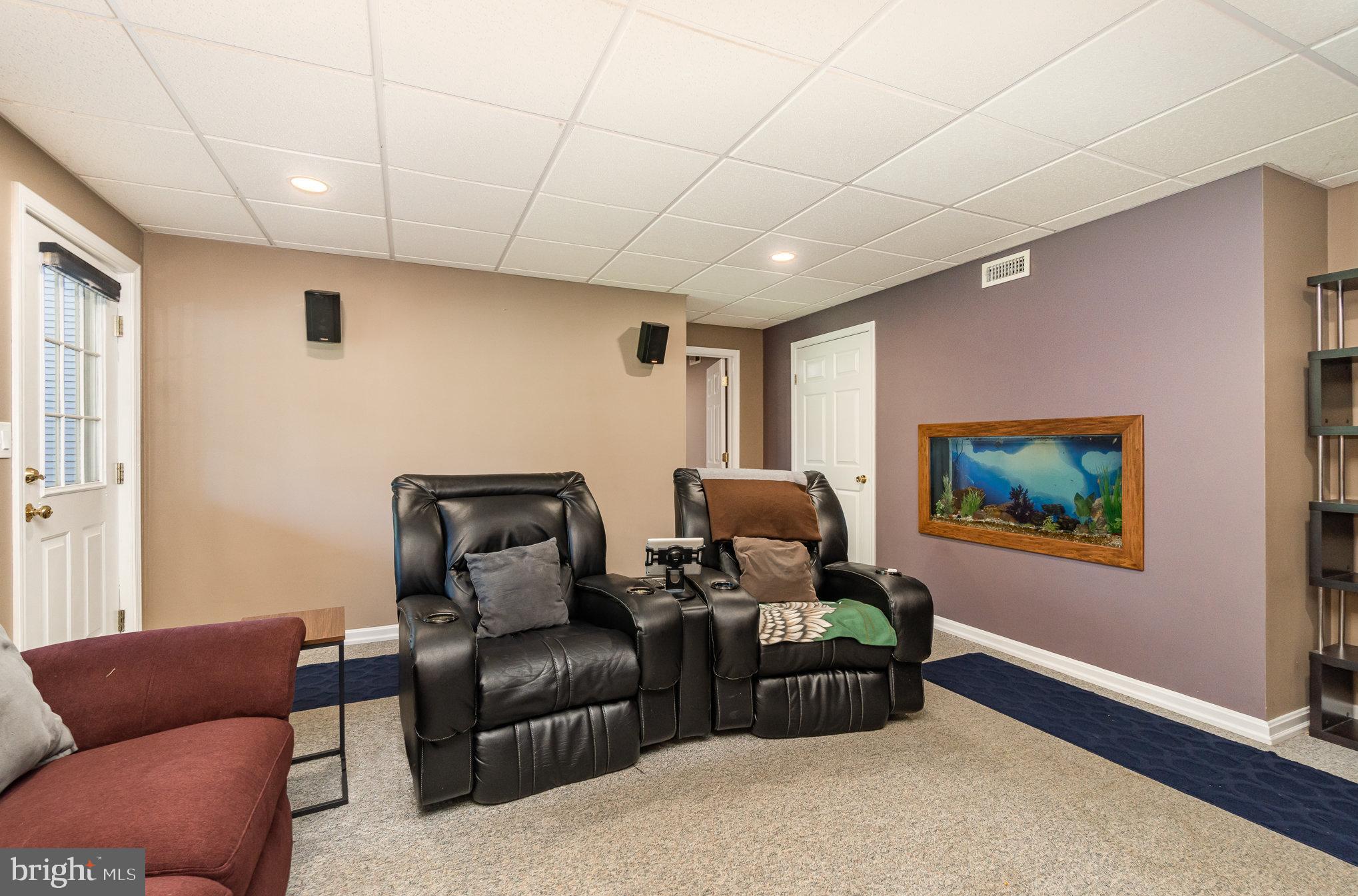 38 Tunbridge Ln