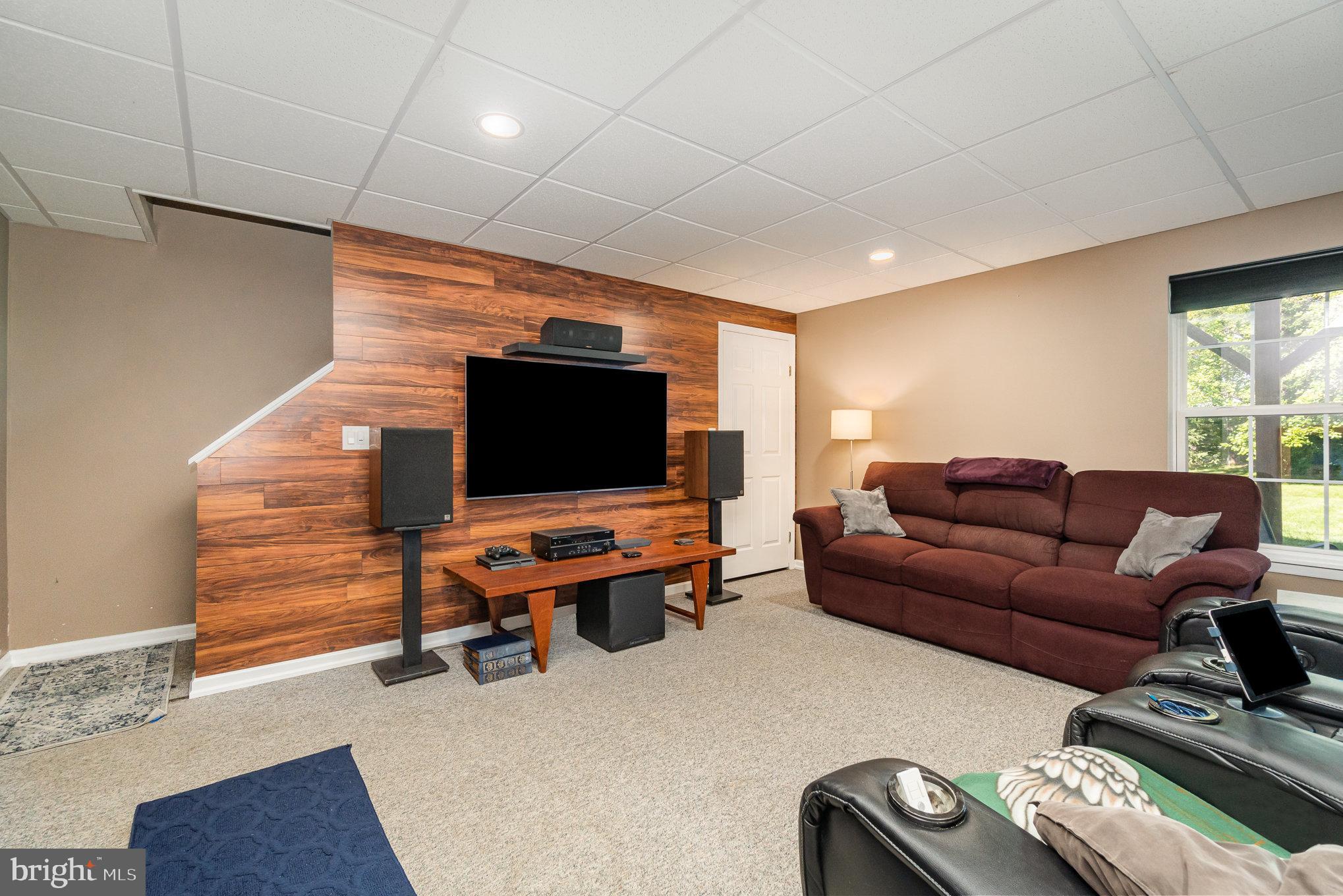 38 Tunbridge Ln