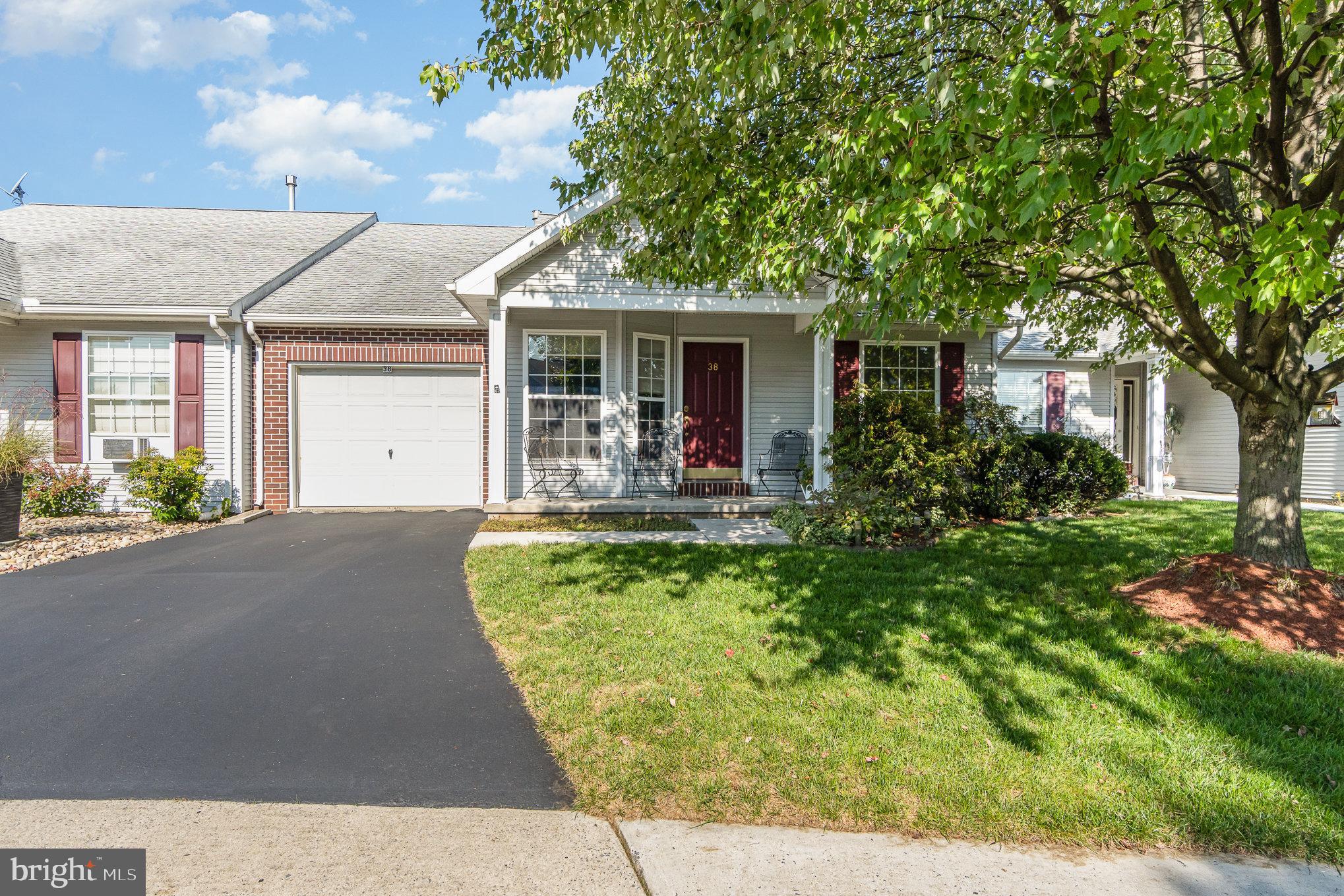 38 Tunbridge Ln