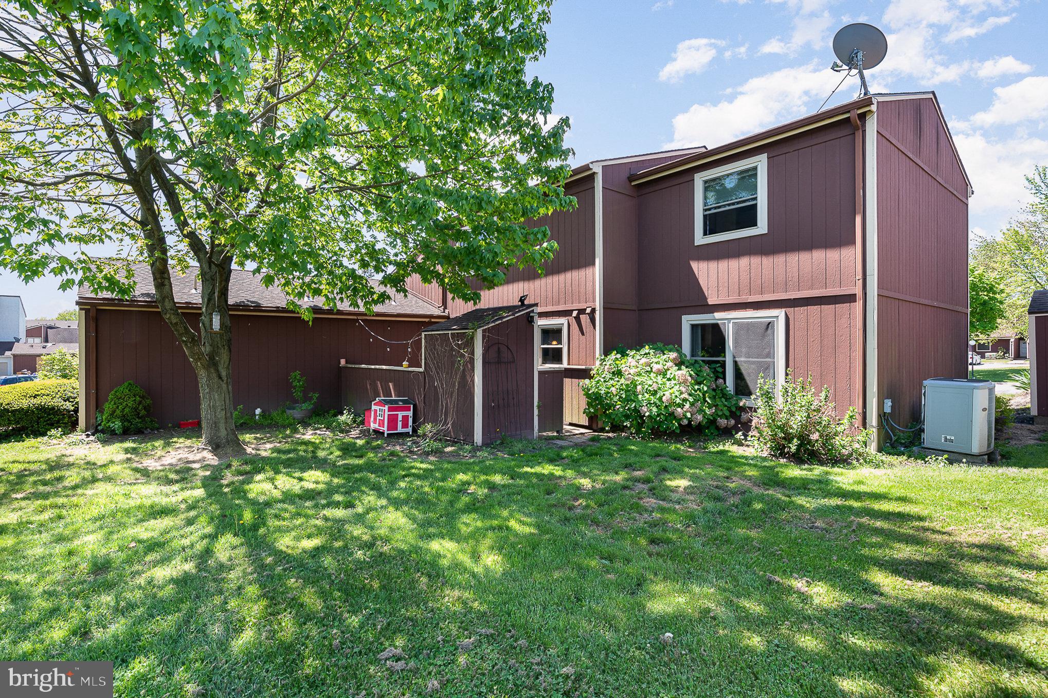 839 Charlotte Way