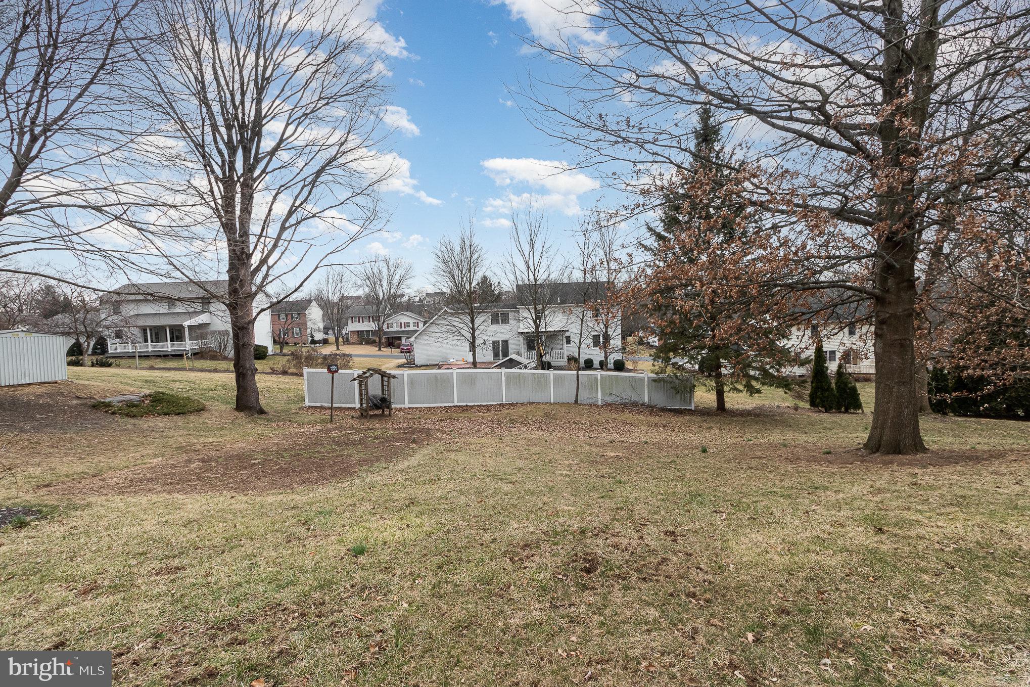 3918 Emil Ridge Dr
