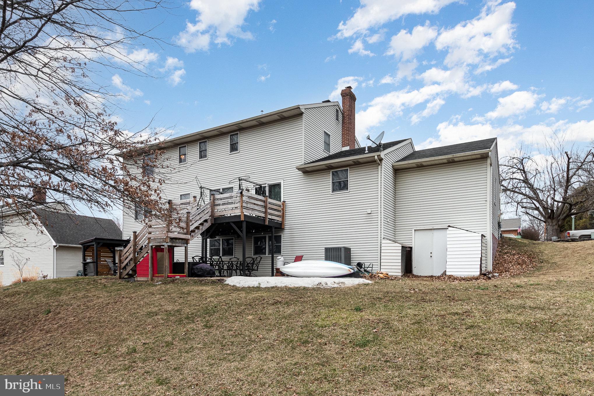 3918 Emil Ridge Dr
