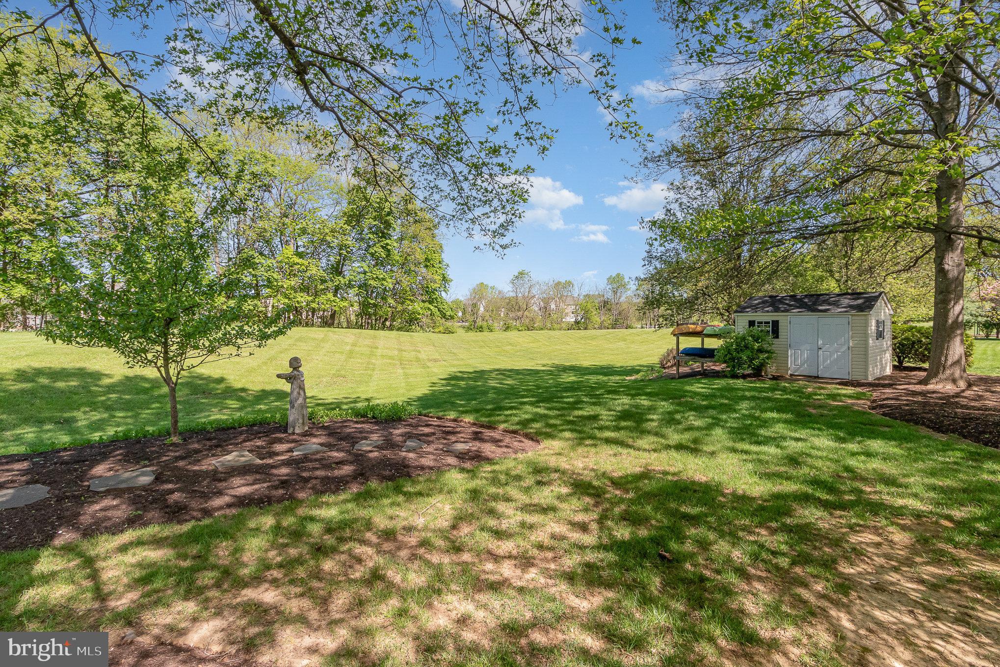5 Irongate Ct