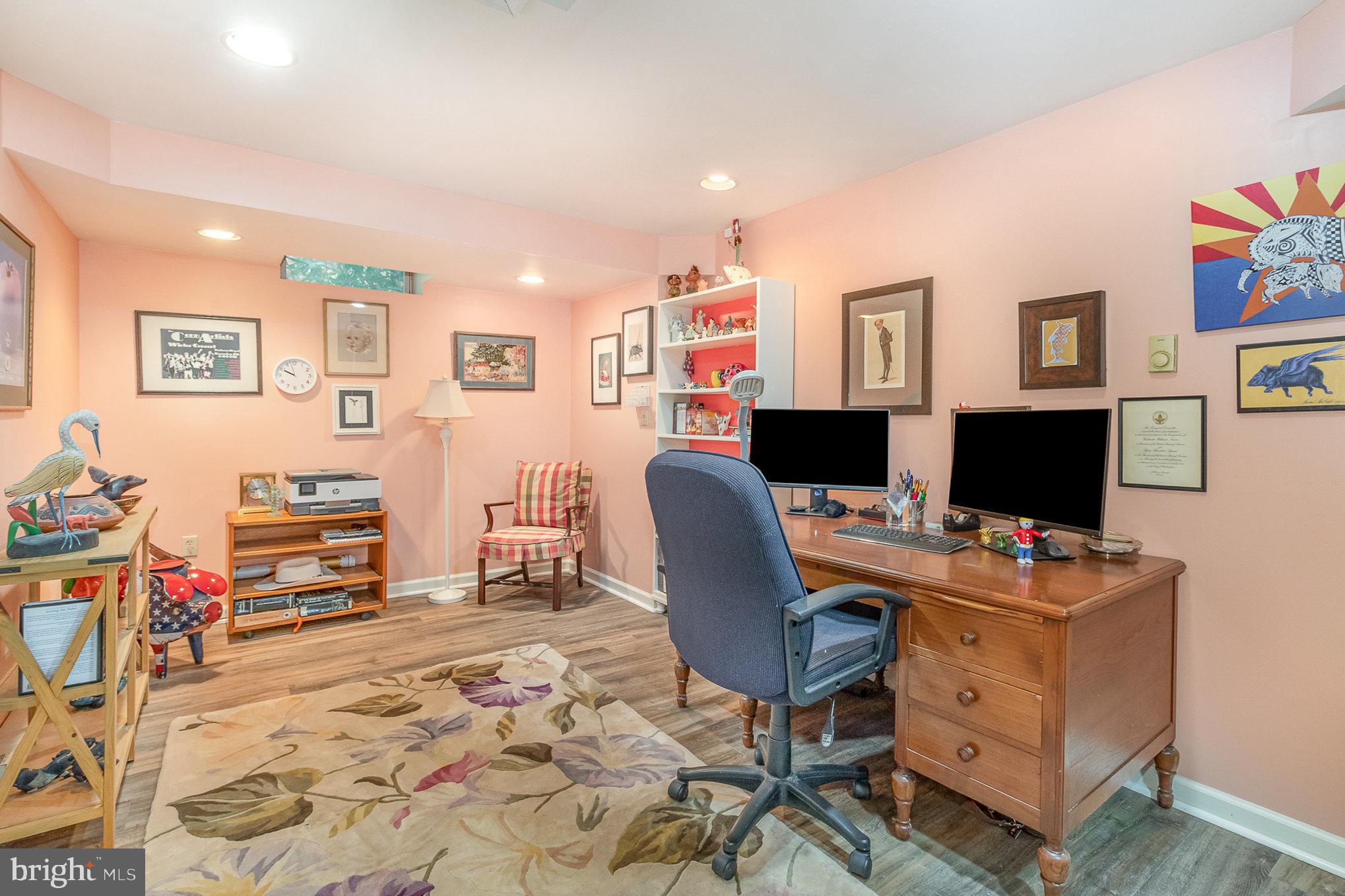 5 Irongate Ct