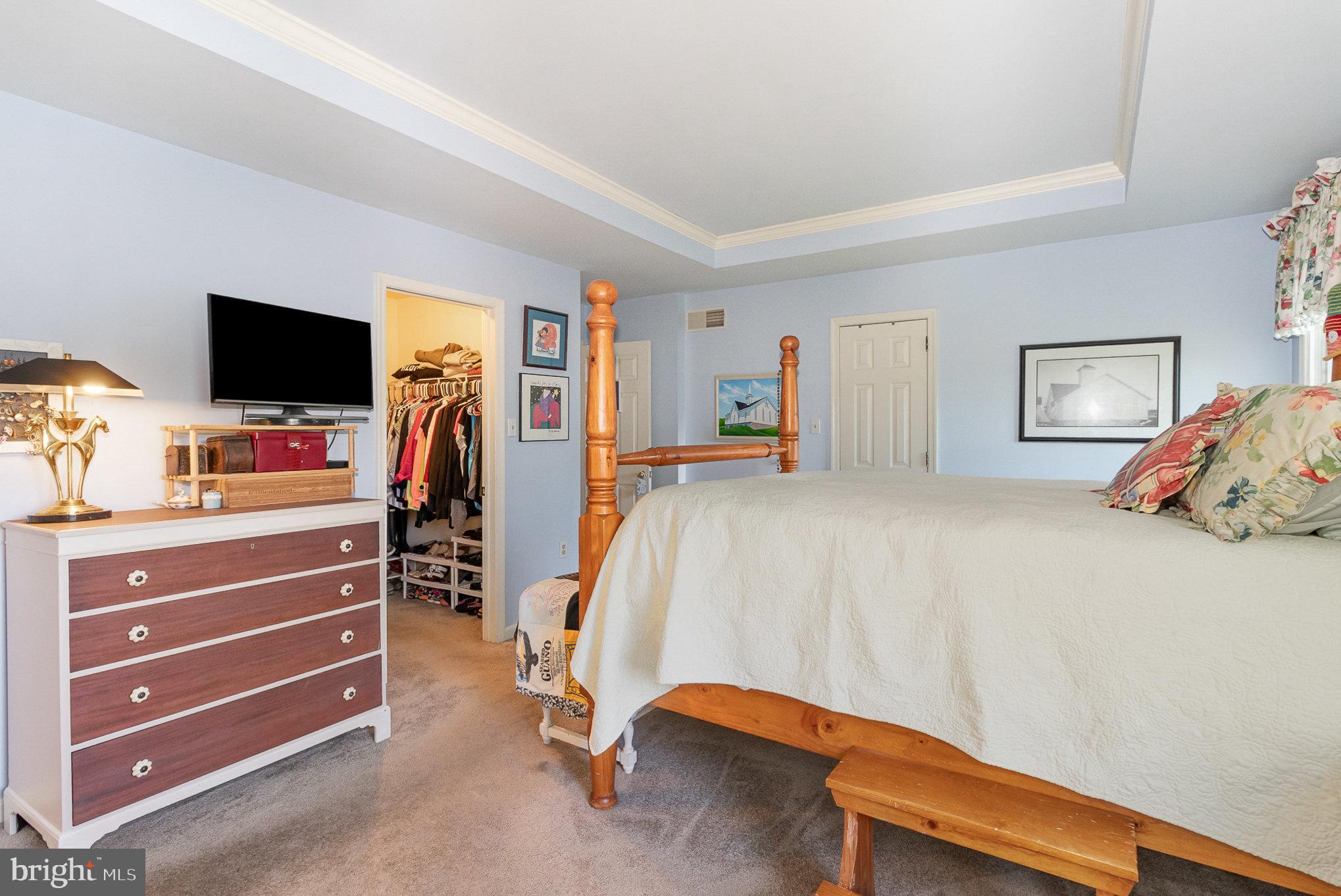 5 Irongate Ct