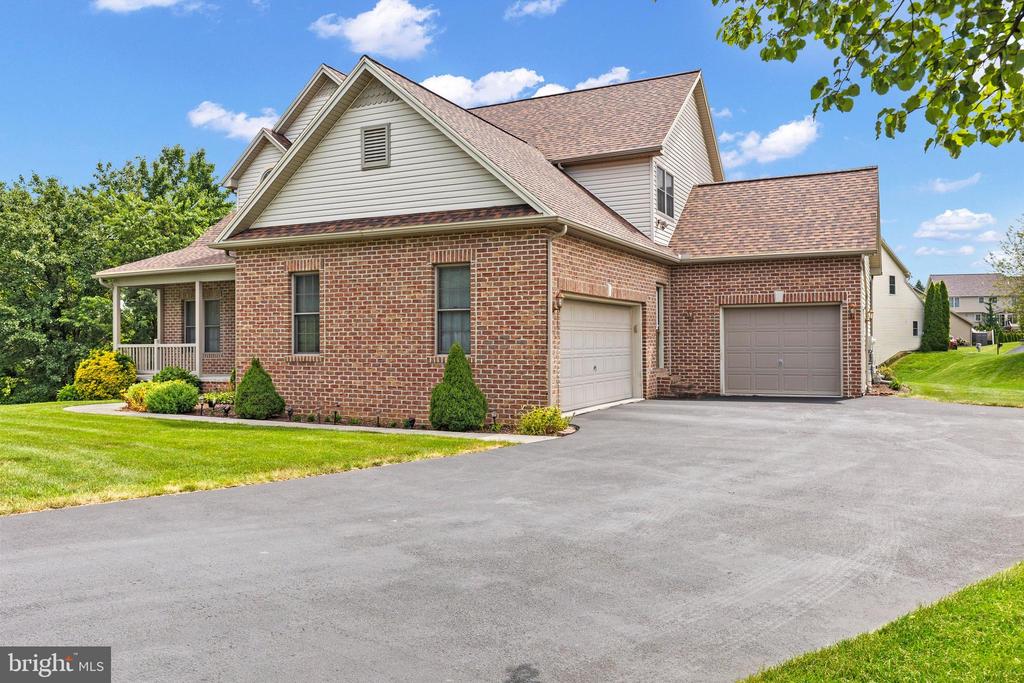 5255 Aldersgate Cir
