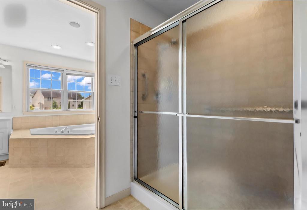 5255 Aldersgate Cir