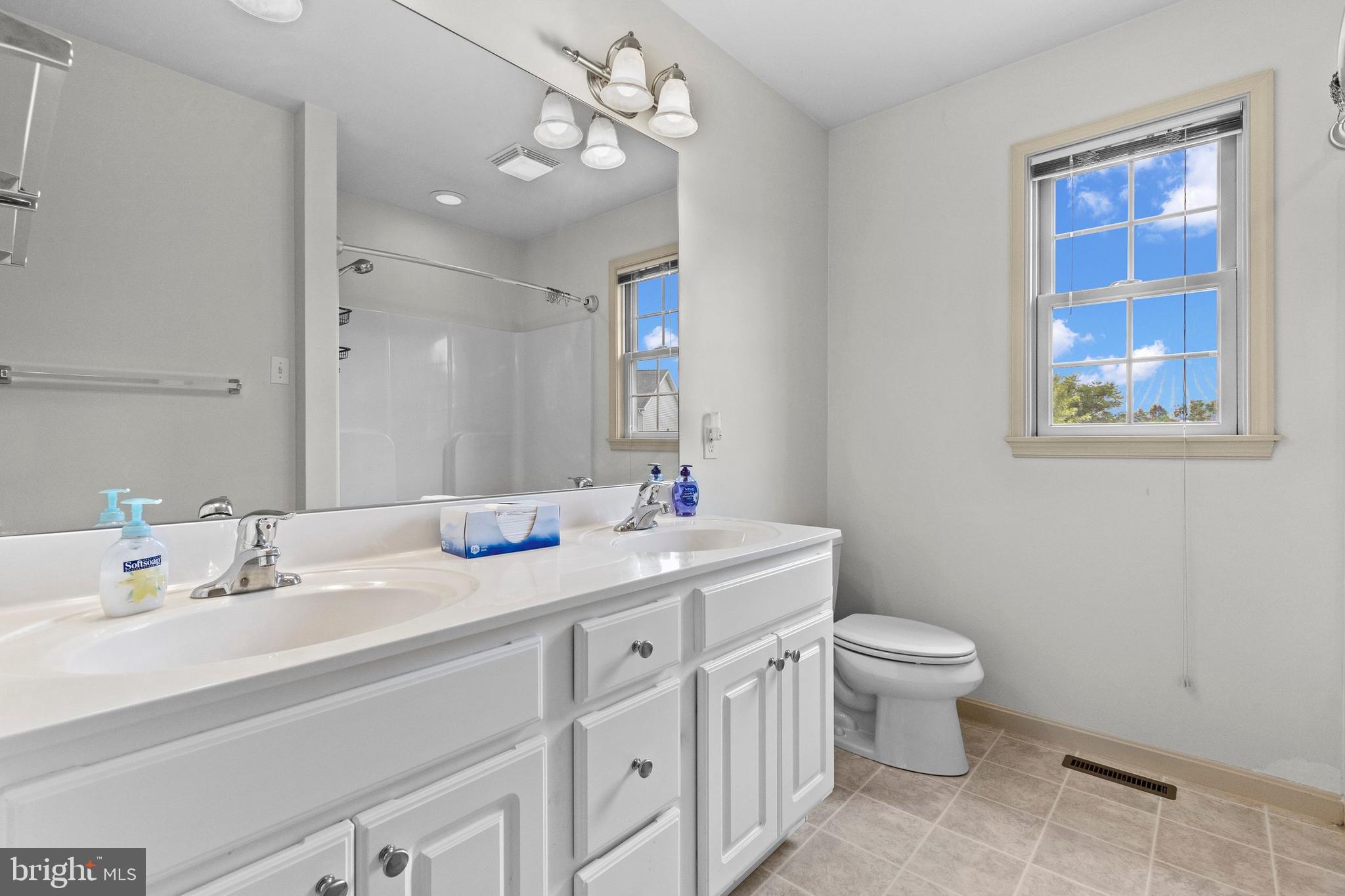 5255 Aldersgate Cir