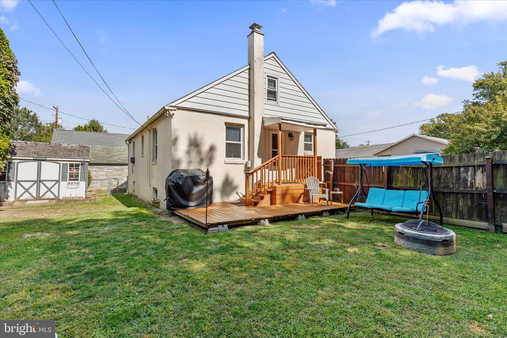 207 PINE STREET