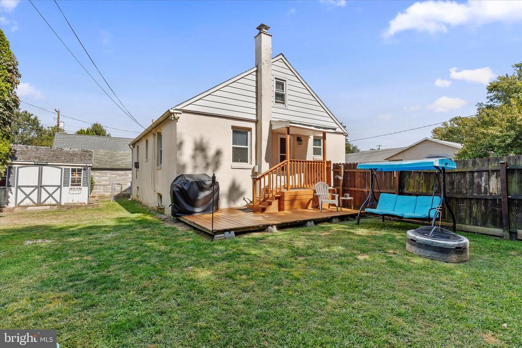 207 PINE STREET