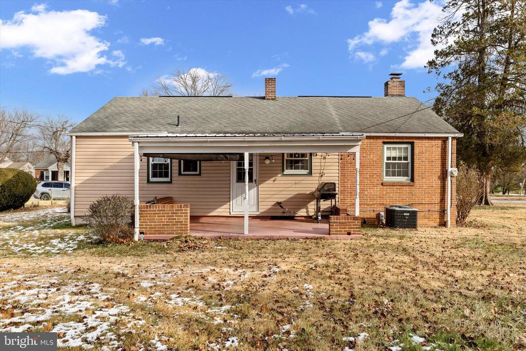 100 ROSEMONT