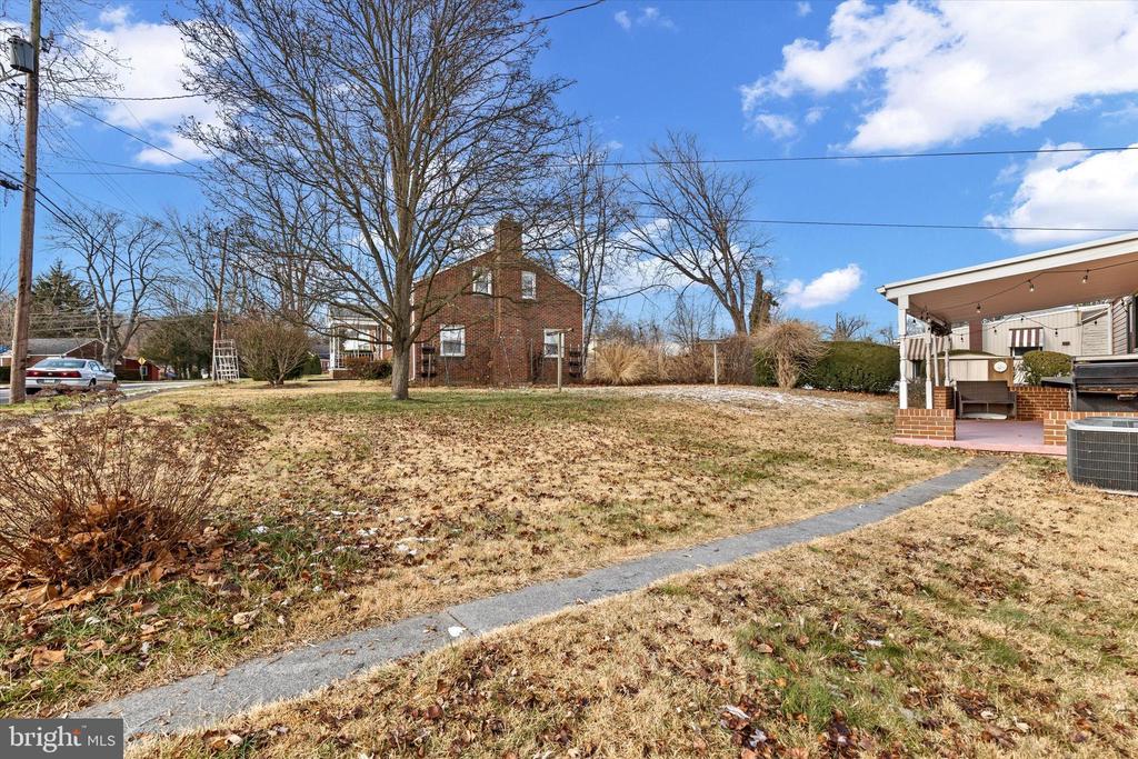 100 ROSEMONT