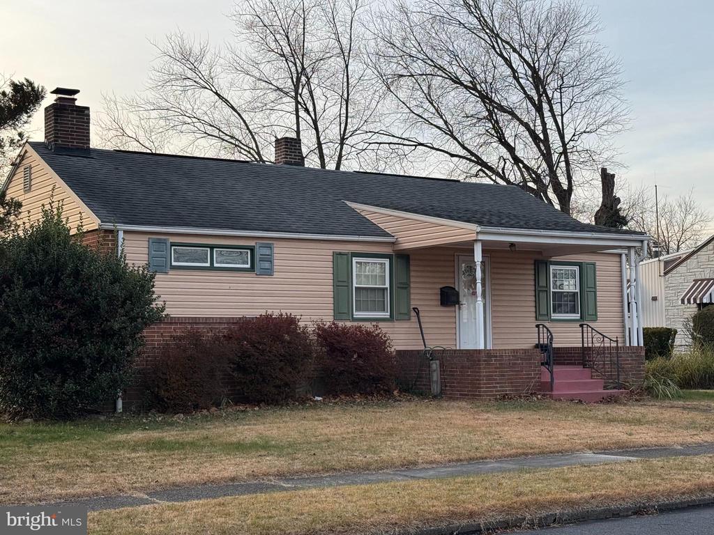 100 ROSEMONT