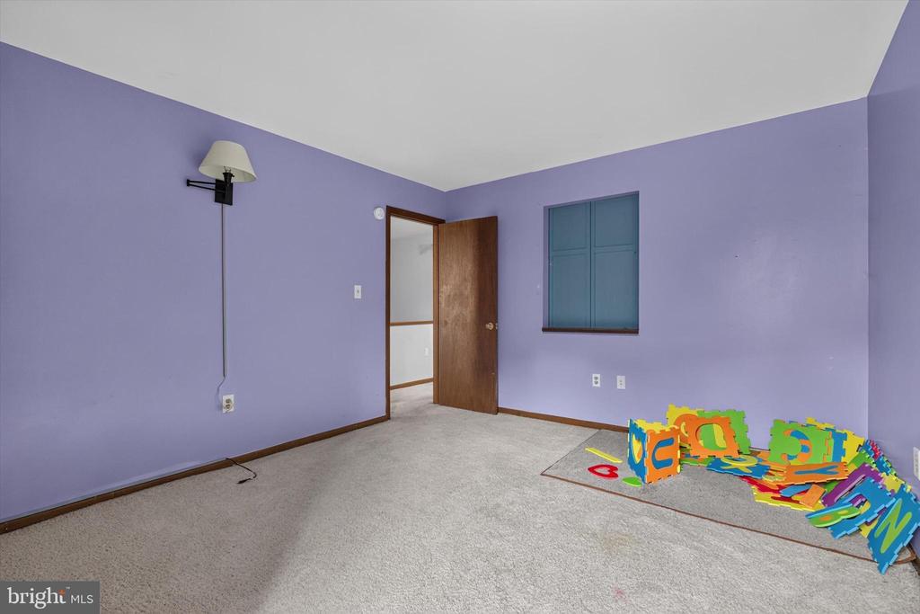620 CEDAR RIDGE LANE