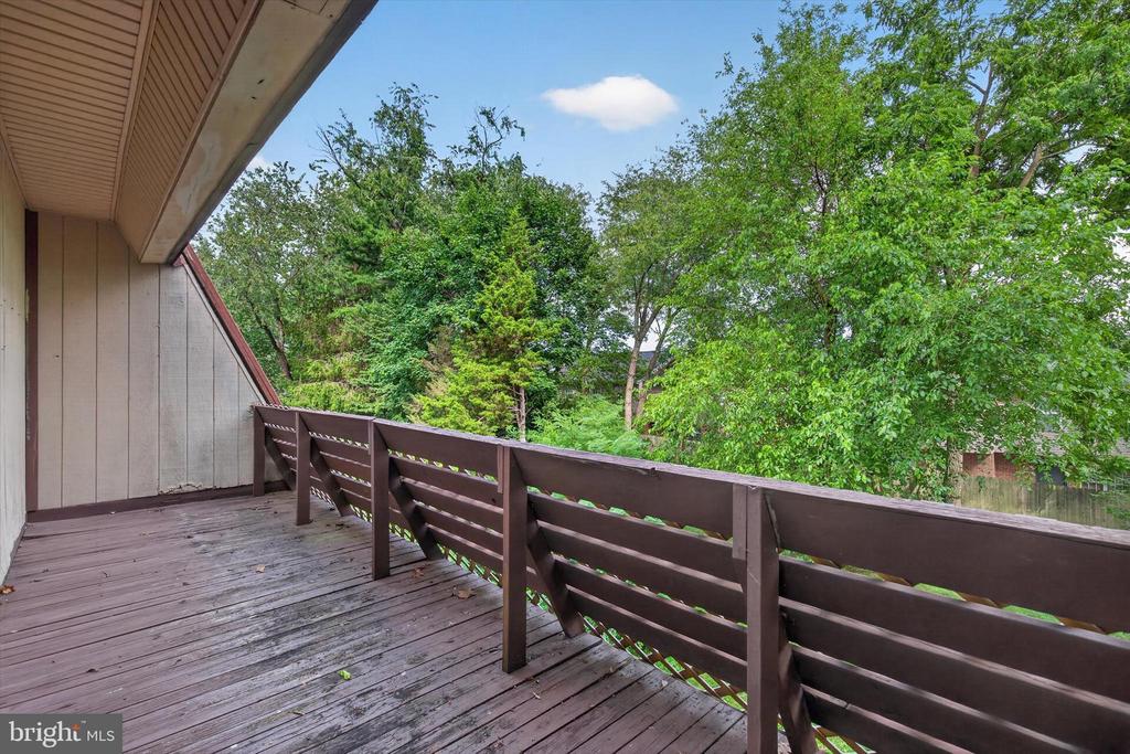 620 CEDAR RIDGE LANE
