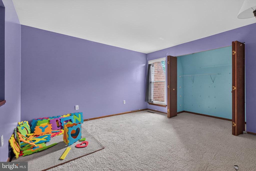 620 CEDAR RIDGE LANE