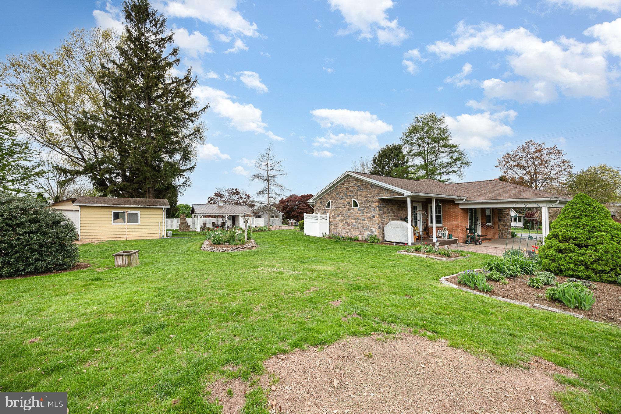 522 Berrysburg Rd