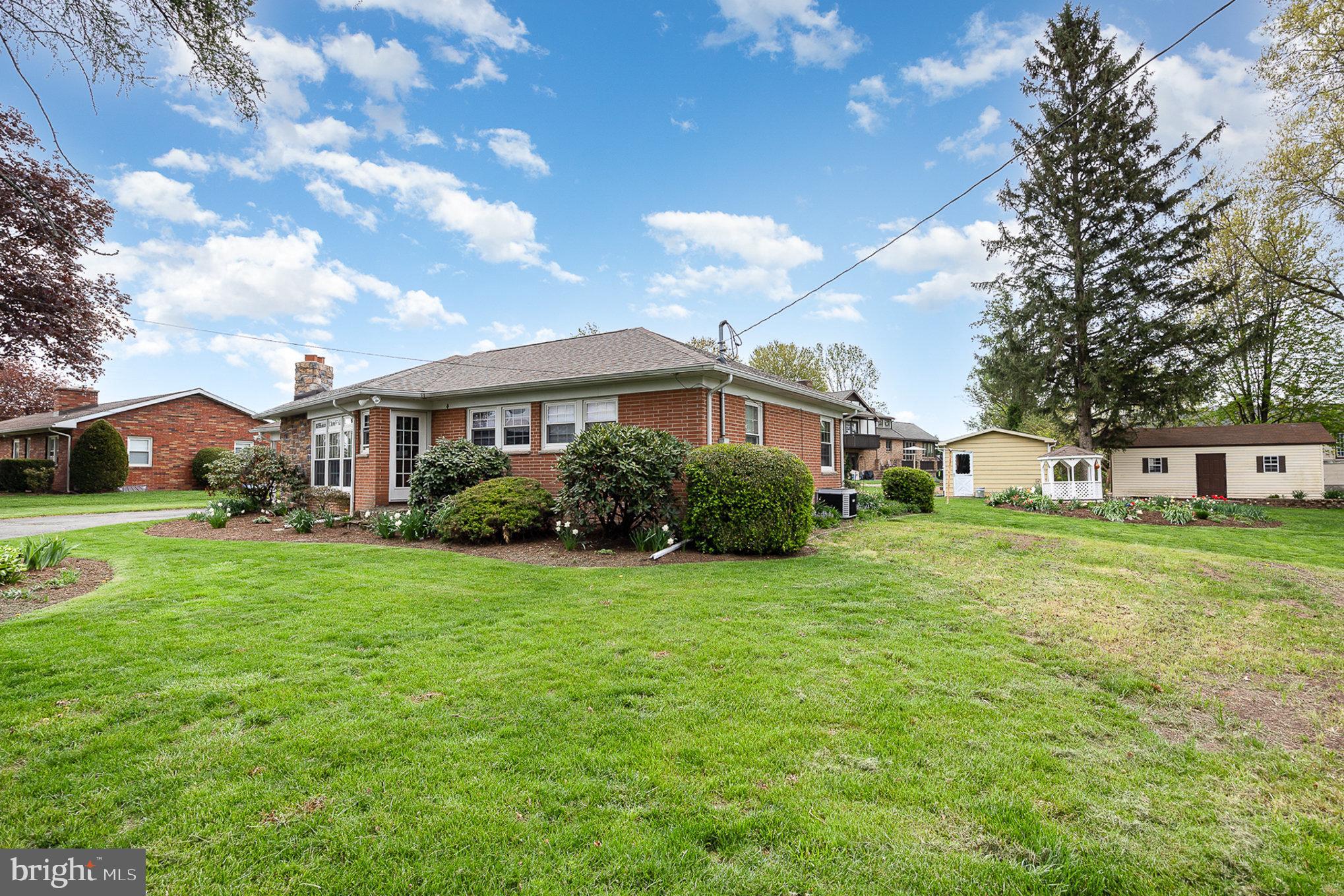 522 Berrysburg Rd