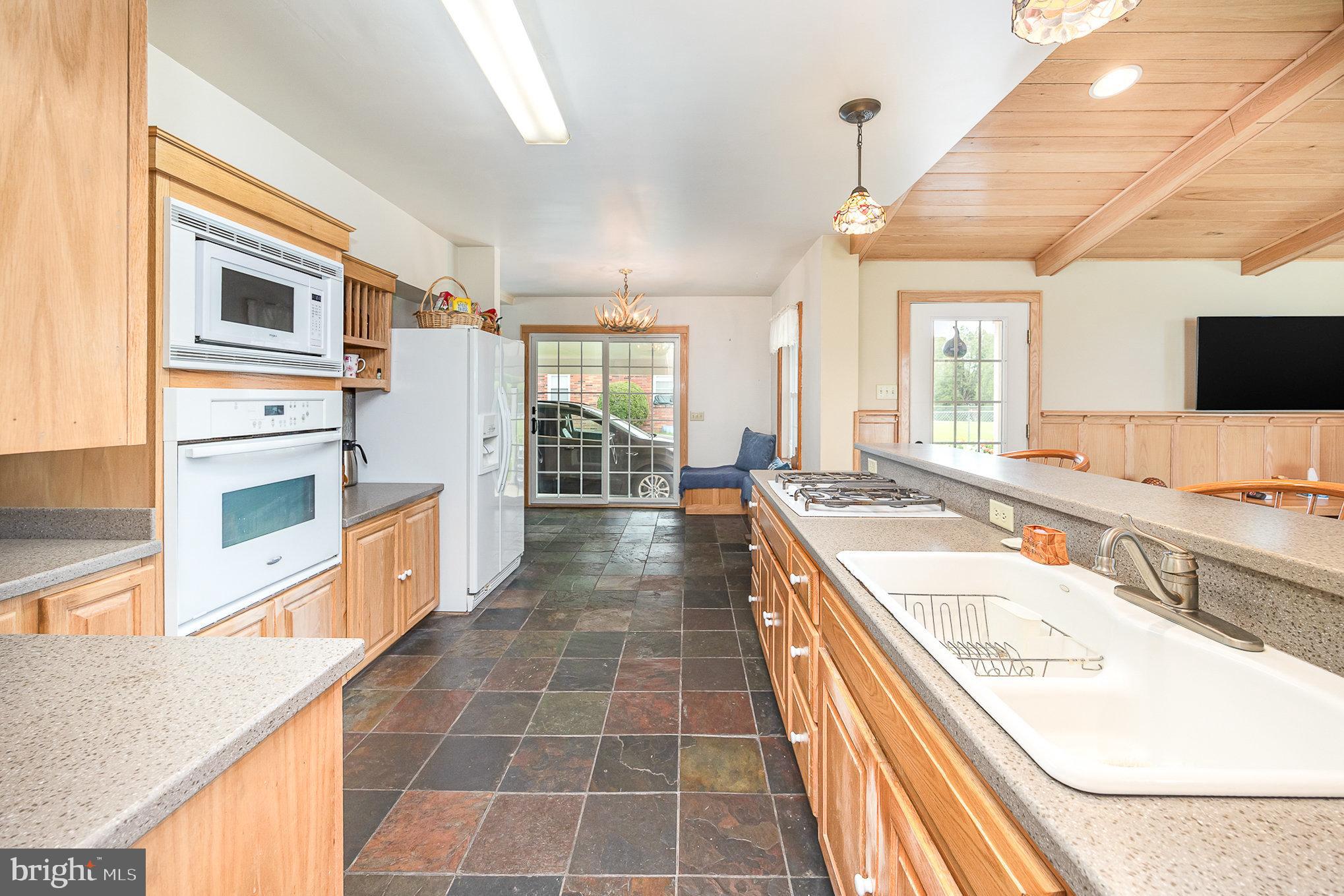 522 Berrysburg Rd