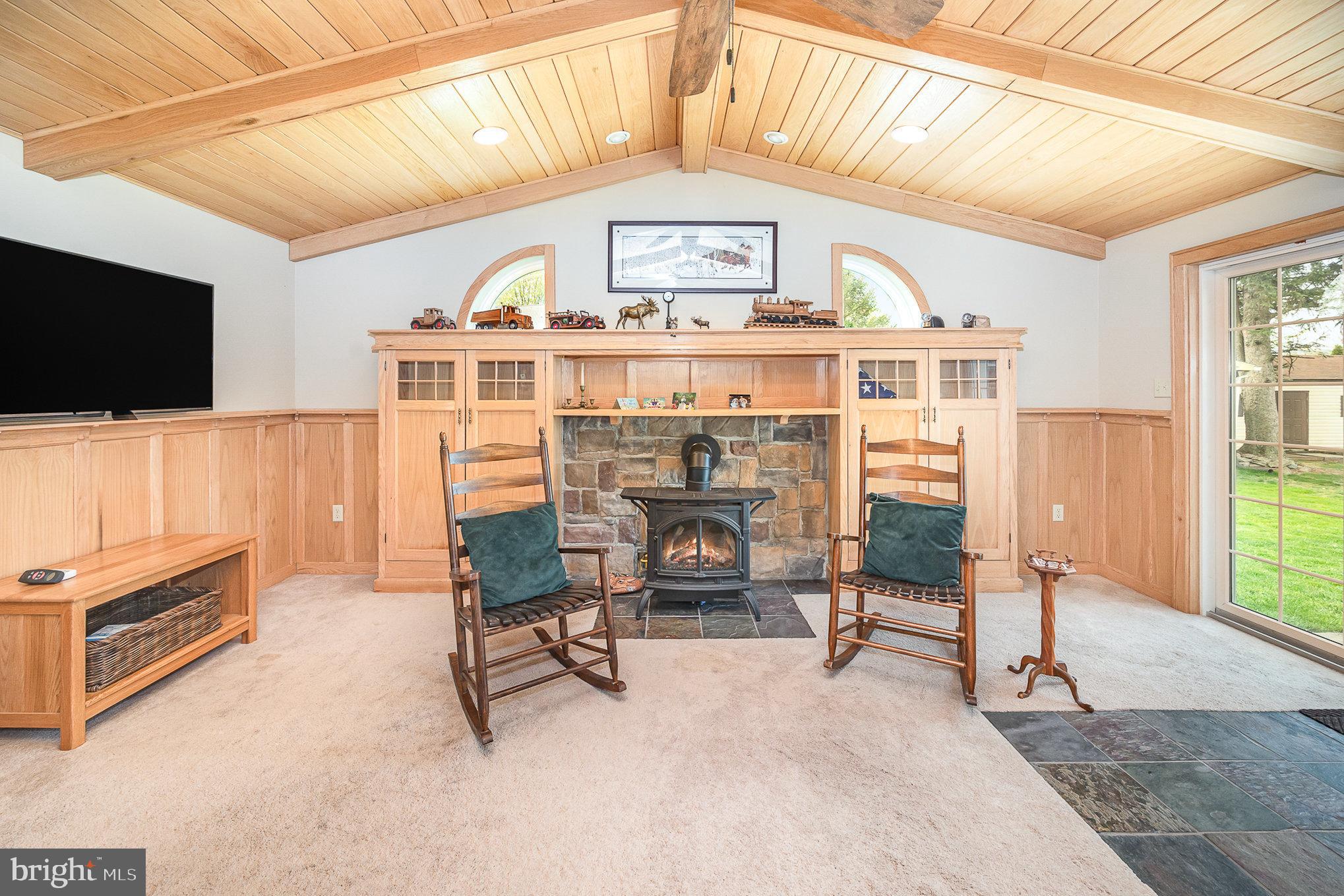 522 Berrysburg Rd
