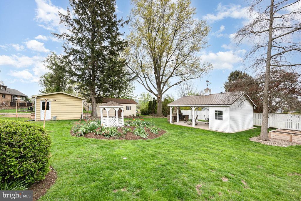 522 Berrysburg Rd