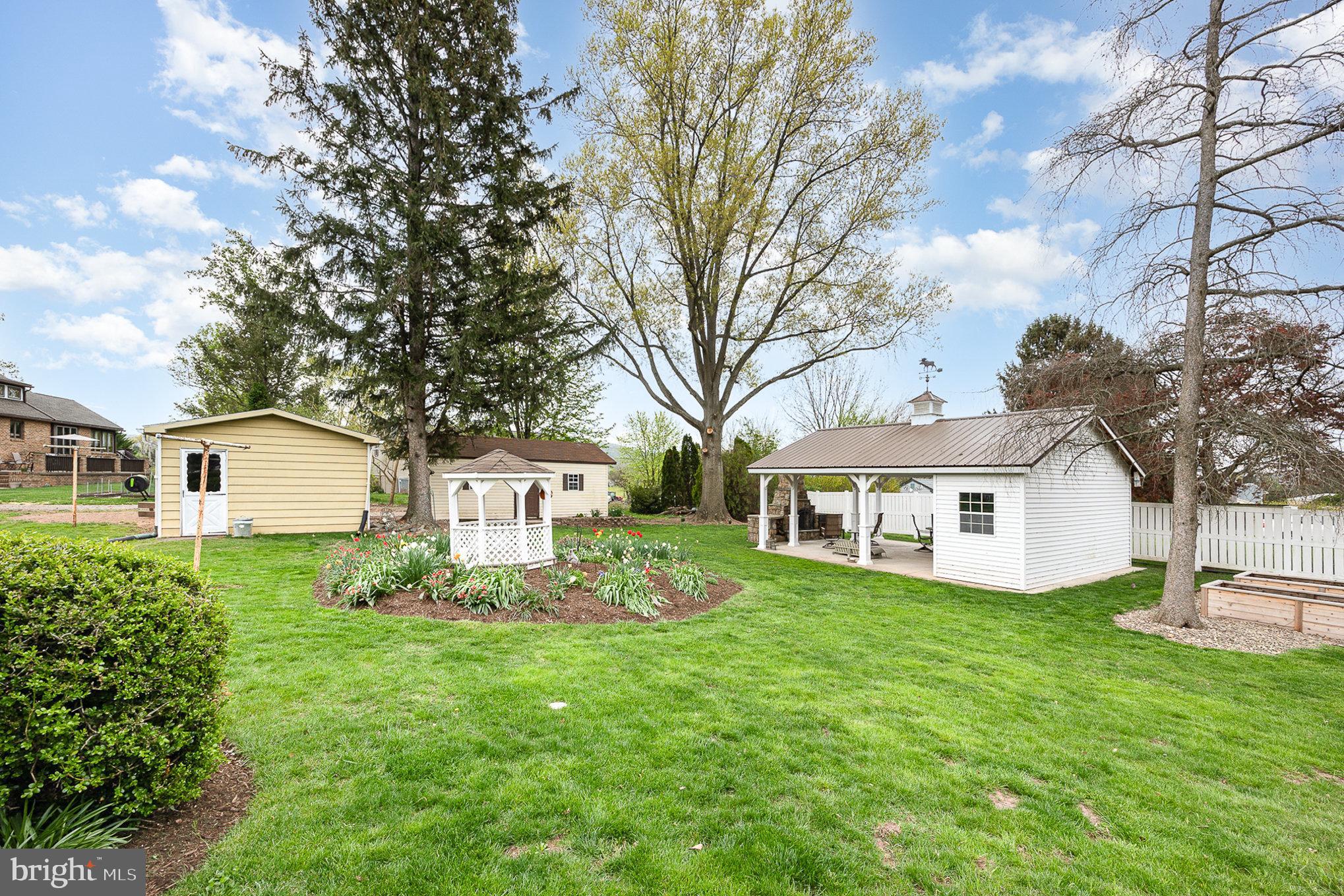 522 Berrysburg Rd