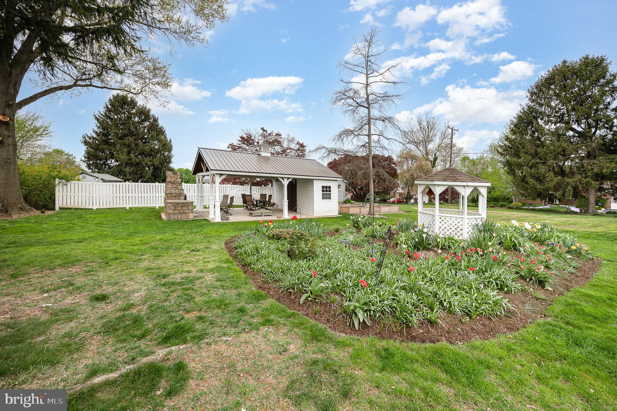522 Berrysburg Rd