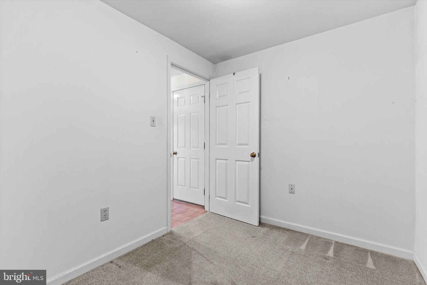 235 Wyntre Brooke Dr #6