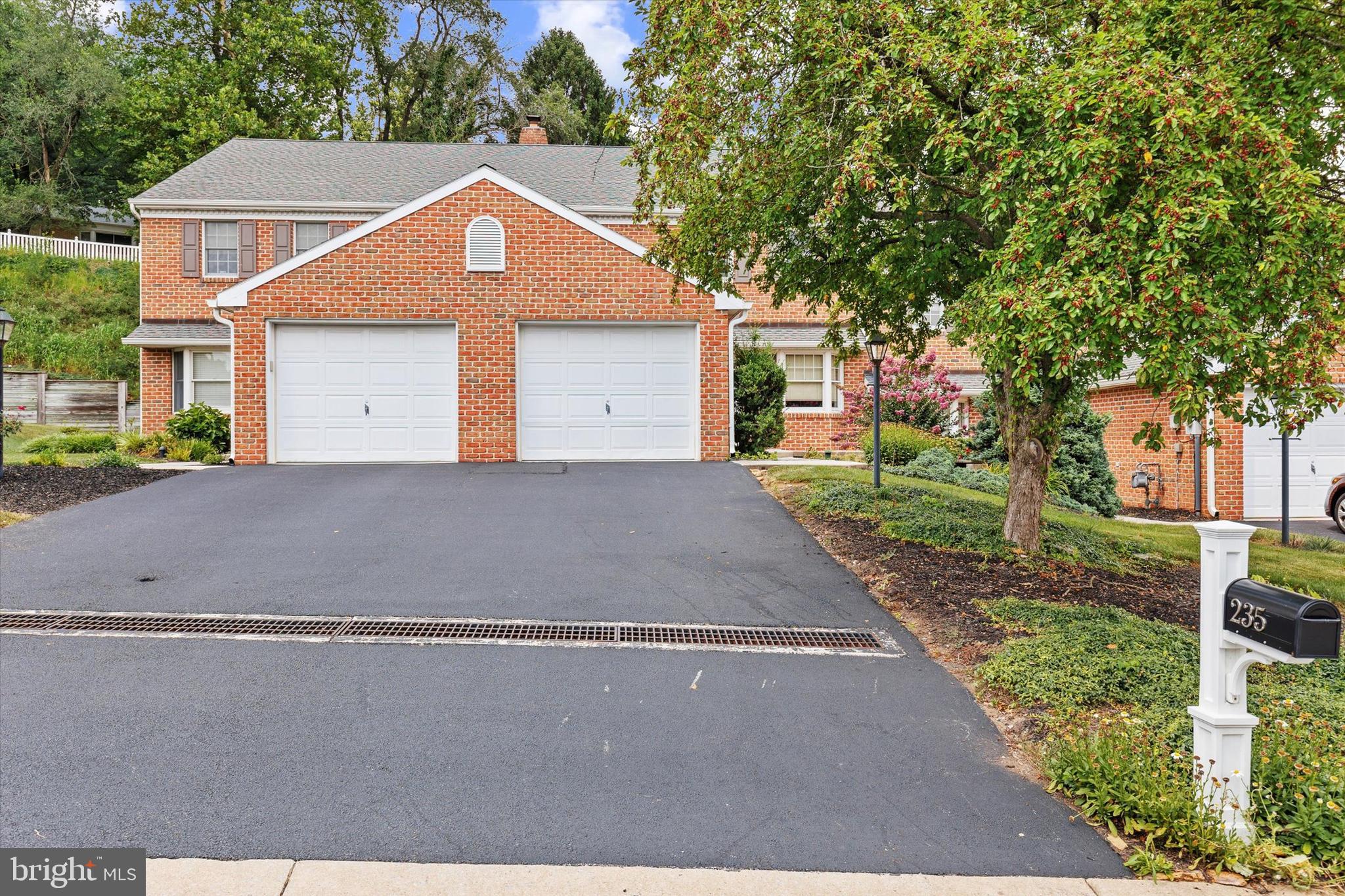 235 Wyntre Brooke Dr #6