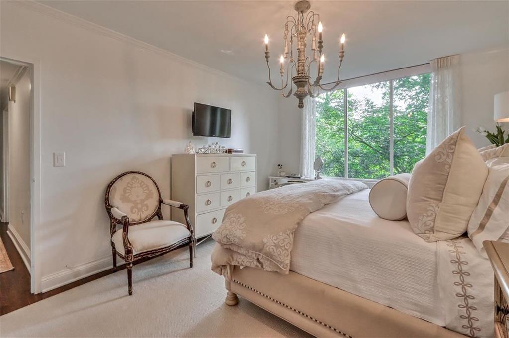 2637 Peachtree Road Unit 310