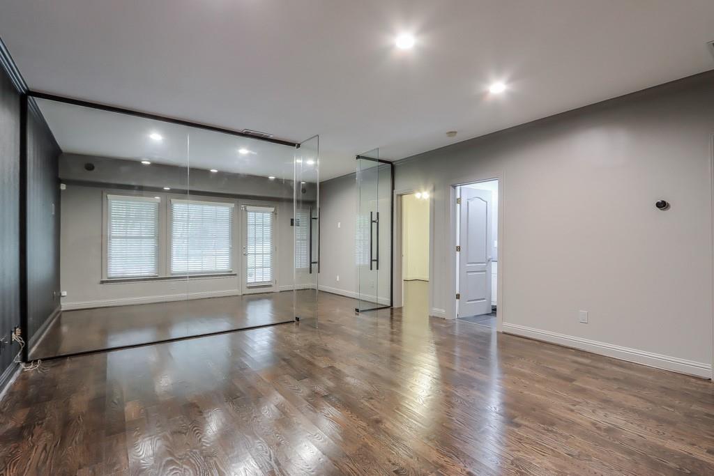 4301 Kingston Gate Cove