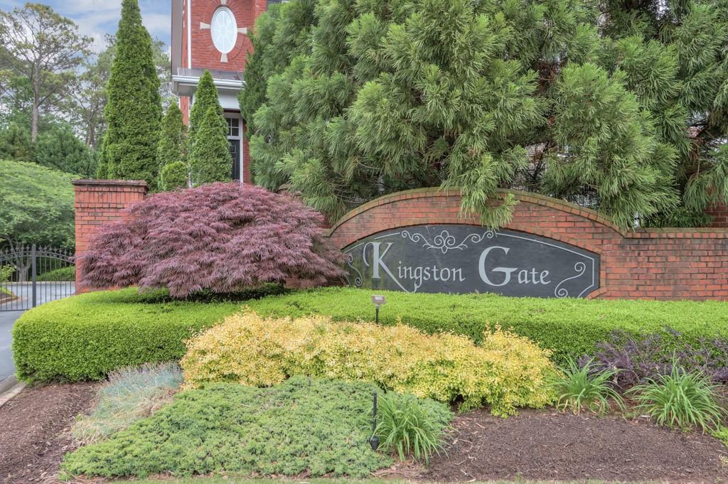 4301 Kingston Gate Cove