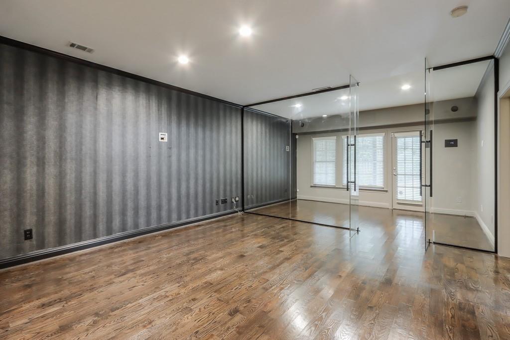 4301 Kingston Gate Cove