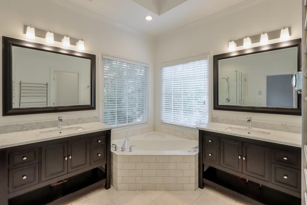 4301 Kingston Gate Cove