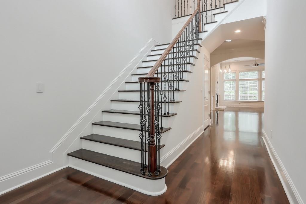 4301 Kingston Gate Cove