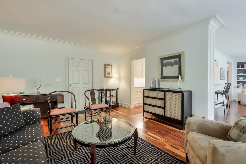2637 Peachtree Road NE Unit 101