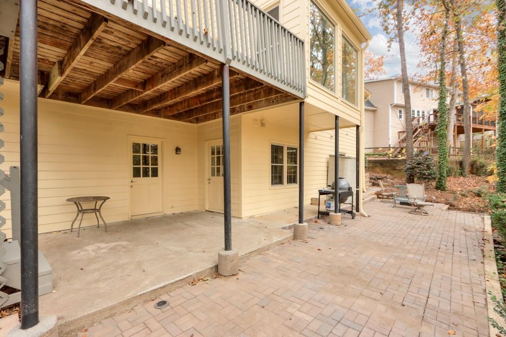 5013 Willow Creek Drive