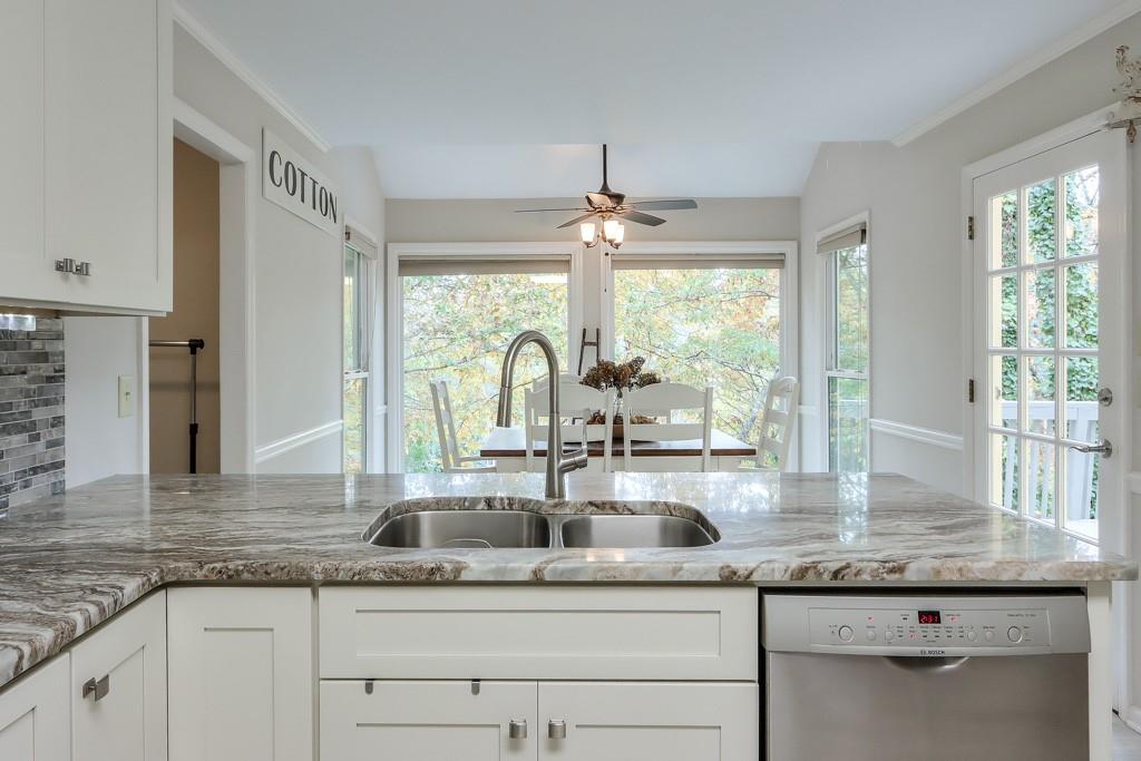 5013 Willow Creek Drive