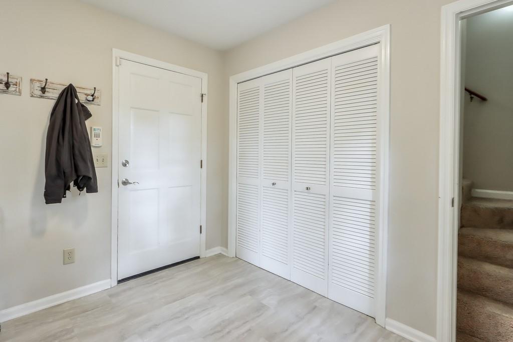 5013 Willow Creek Drive