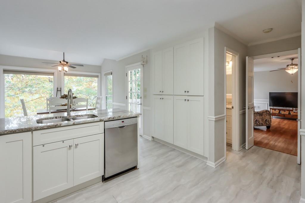 5013 Willow Creek Drive