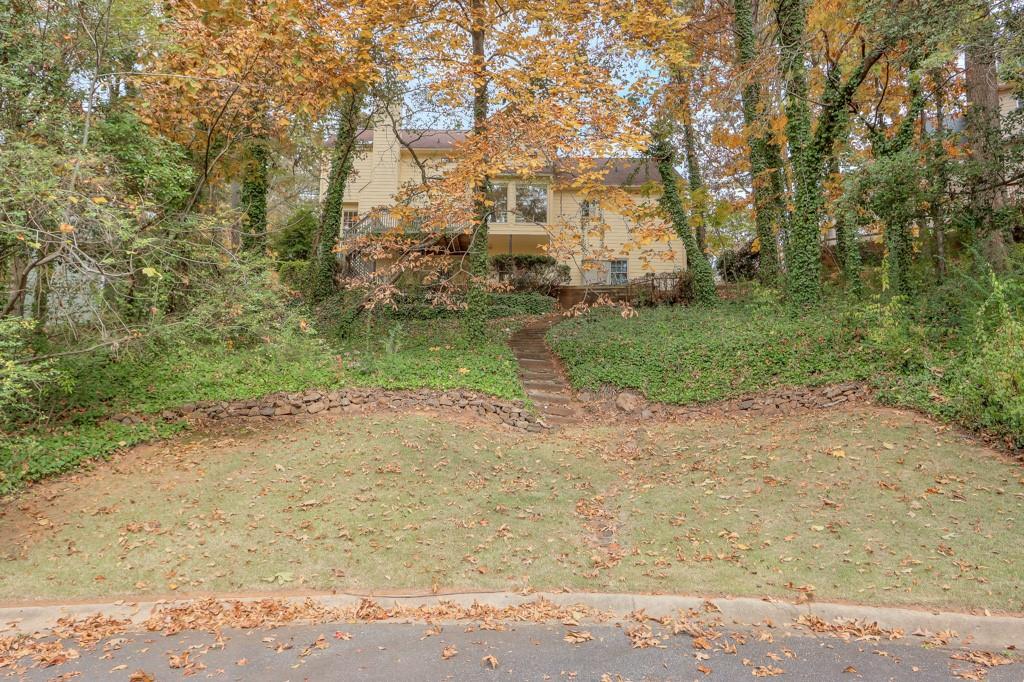 5013 Willow Creek Drive