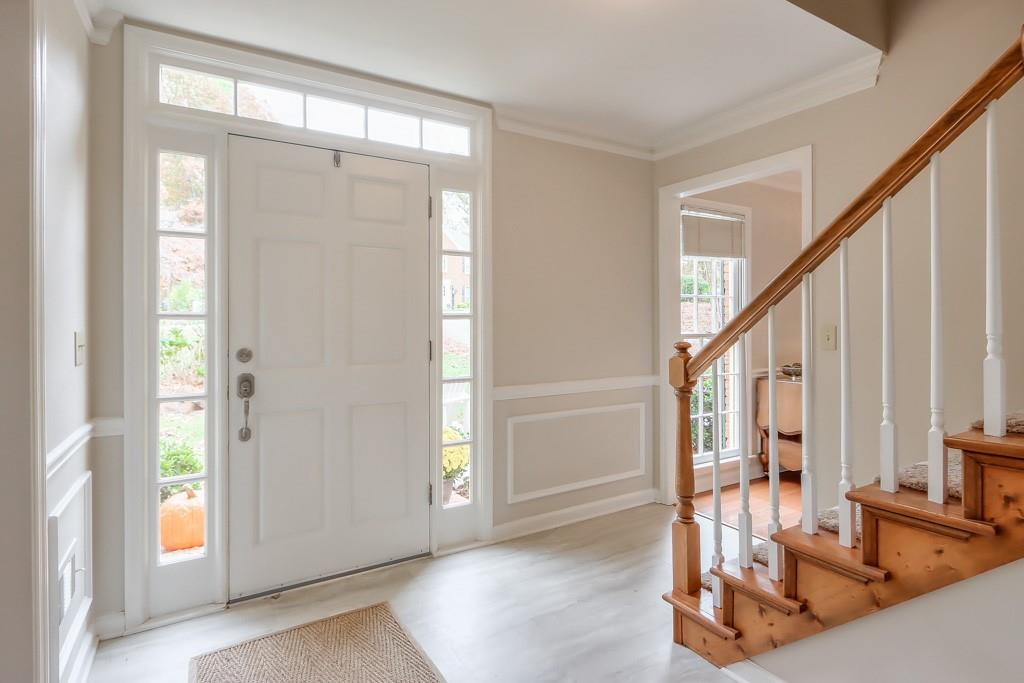 5013 Willow Creek Drive