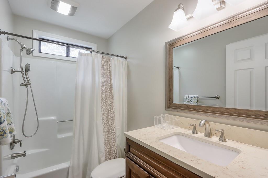 5013 Willow Creek Drive