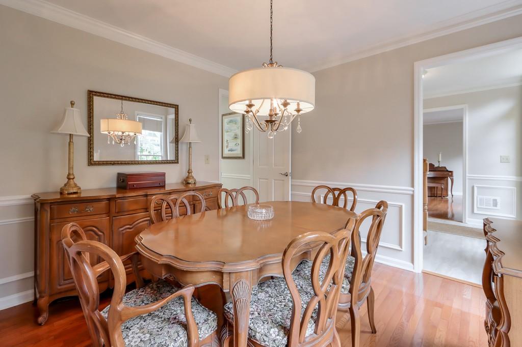 5013 Willow Creek Drive