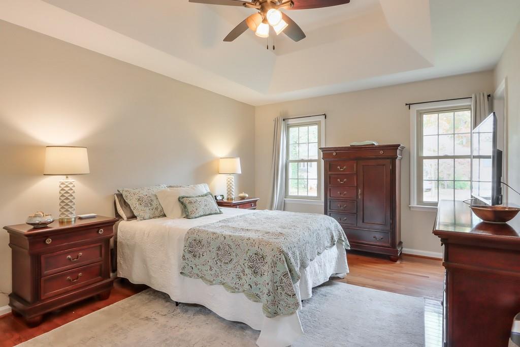 5013 Willow Creek Drive