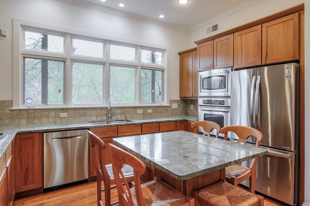 3981 Paces Ferry Drive SE