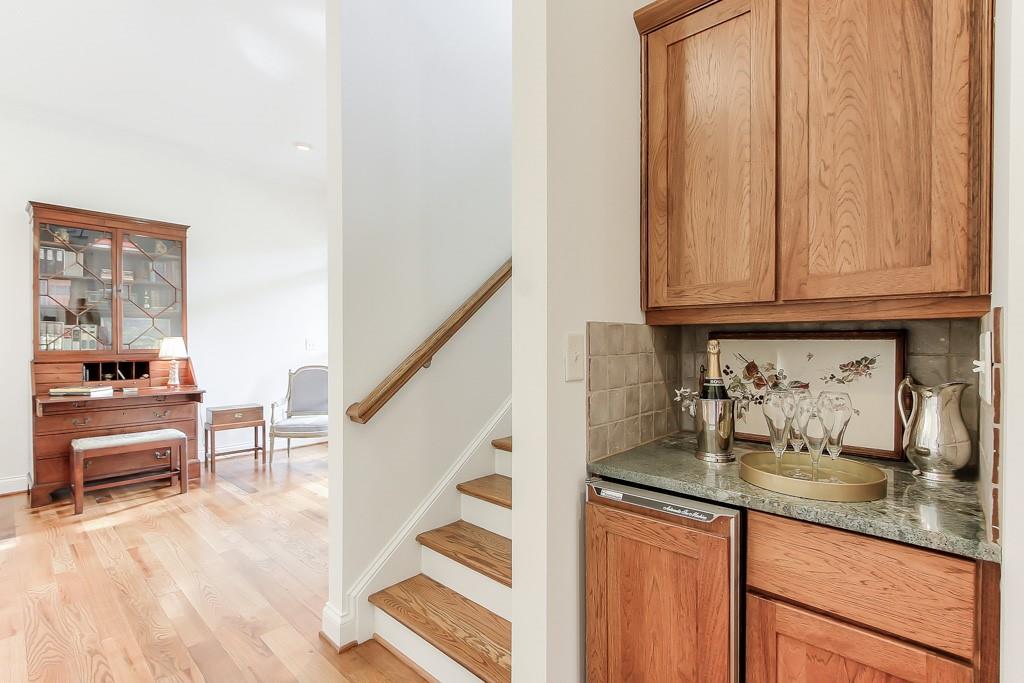 3981 Paces Ferry Drive SE