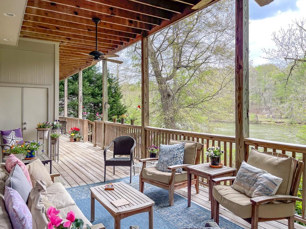 3981 Paces Ferry Drive SE