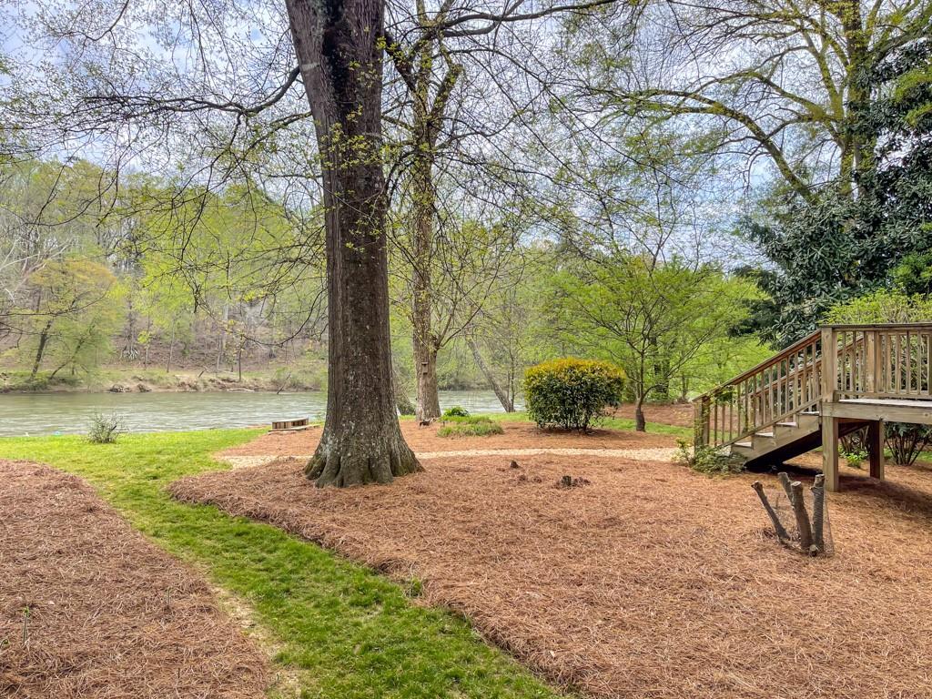 3981 Paces Ferry Drive SE